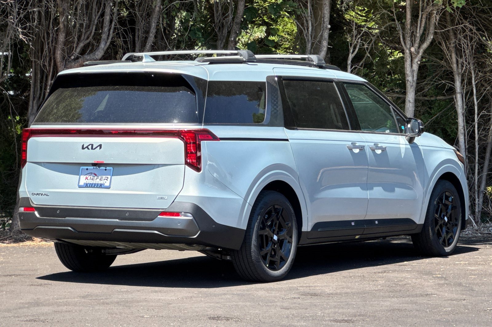 New 2026 Kia Carnival SX w/ SX Dark Edition Package image 3
