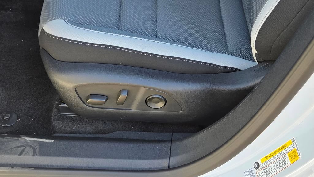 New 2026 Honda Prologue EX image 12