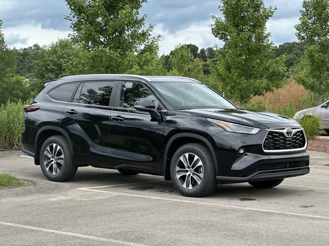 New 2024 Toyota Highlander XLE AWD/4WD image 31