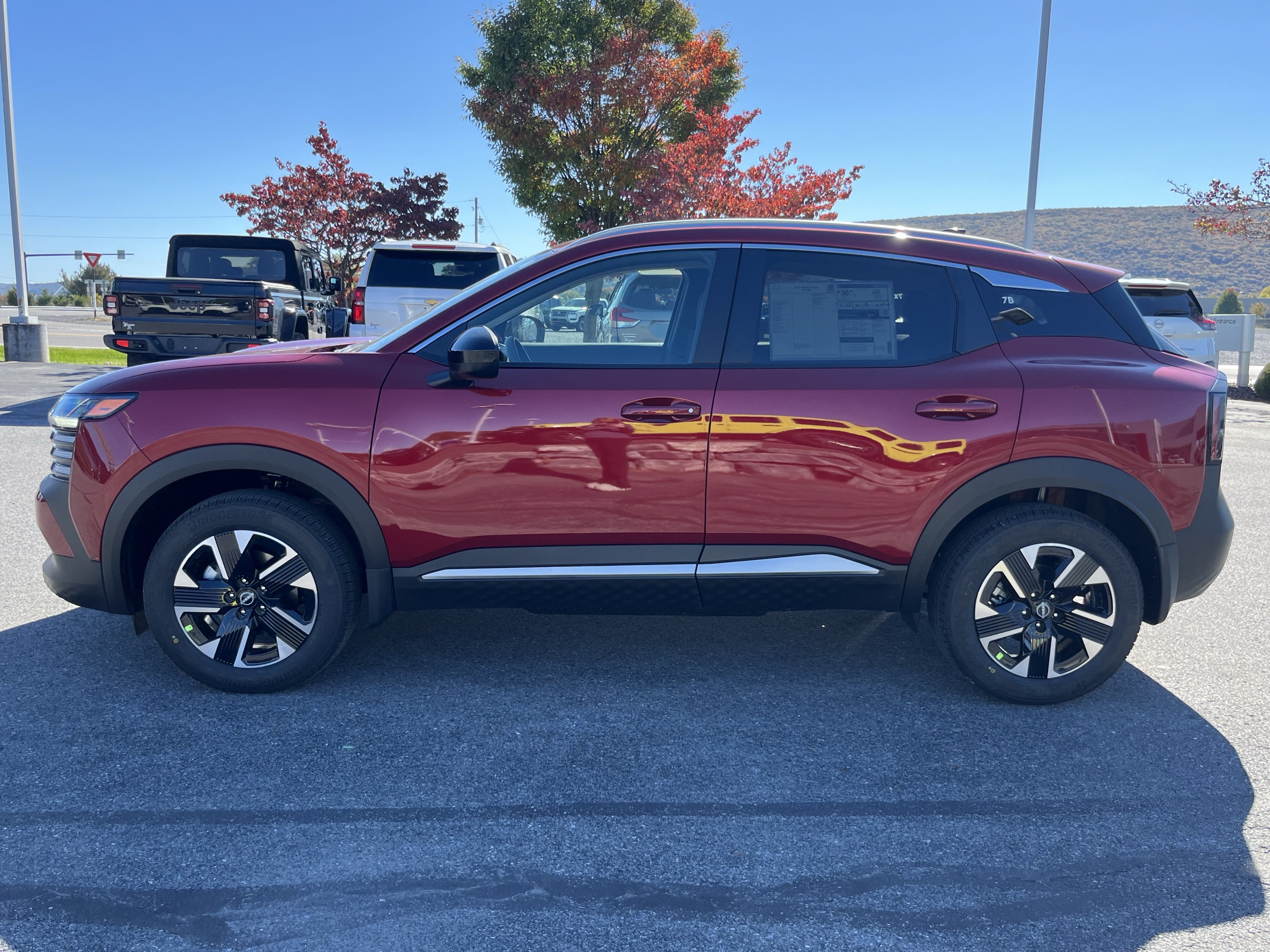 New 2027 Nissan Kicks SV w/ SV Premium Package AWD/4WD image 7