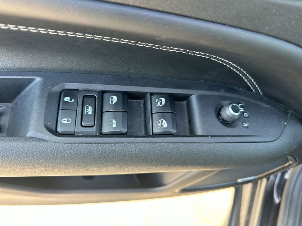 Used 2023 Jeep Compass High Altitude image 15