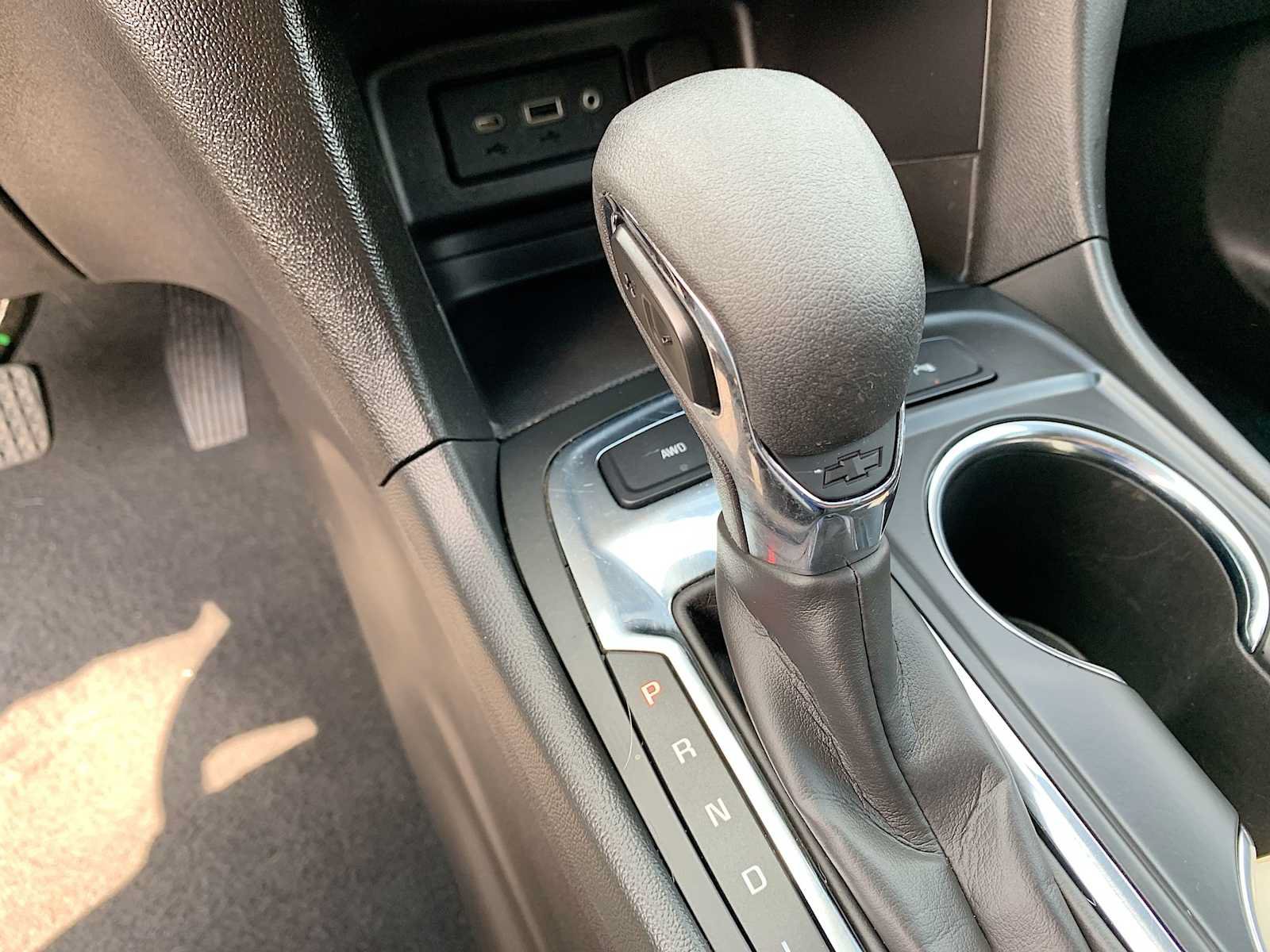Used 2023 Chevrolet Equinox LT AWD/4WD image 15