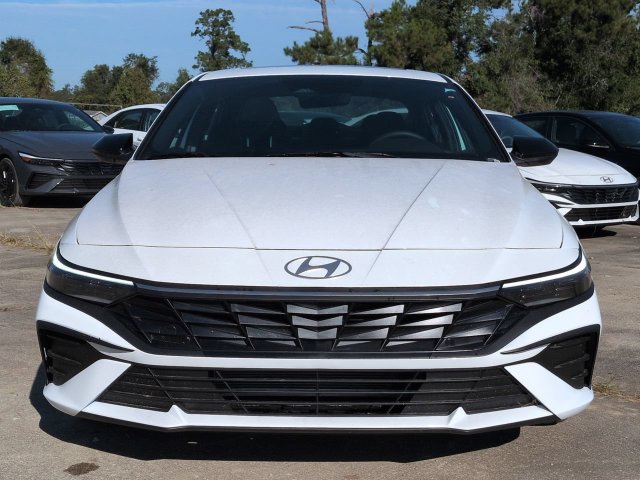 New 2026 Hyundai Elantra SEL Sport FWD image 9
