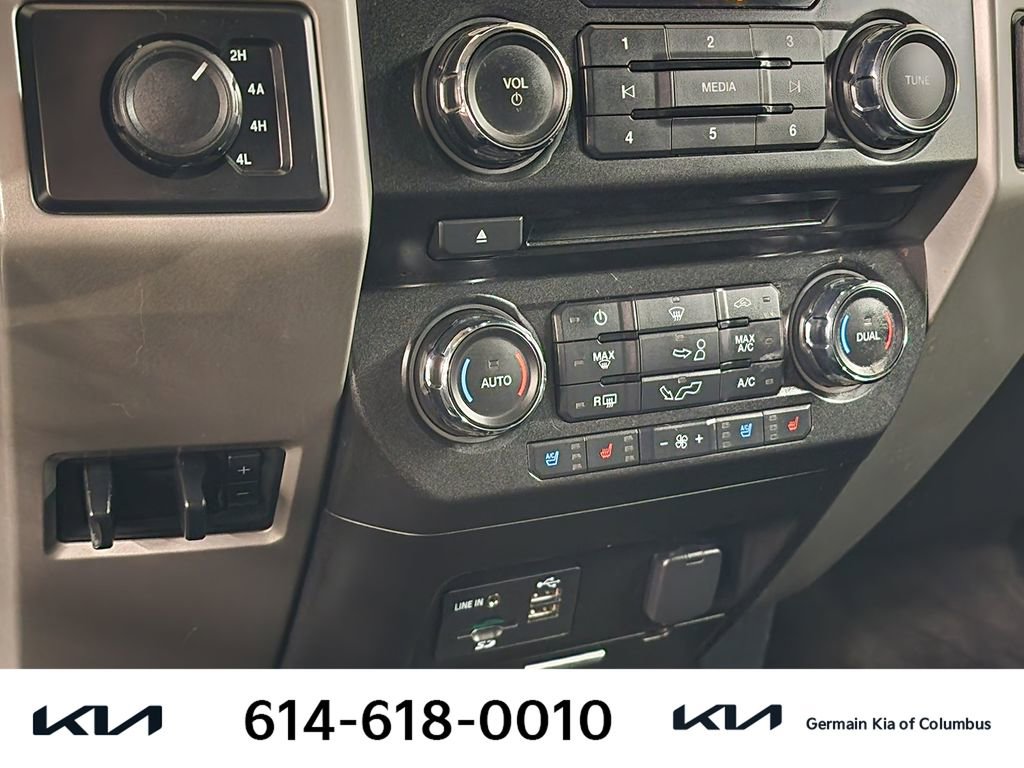 Used 2015 Ford F150 Lariat w/ Trailer Tow Package image 25