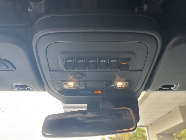 Used 2024 Ford Bronco Badlands image 16