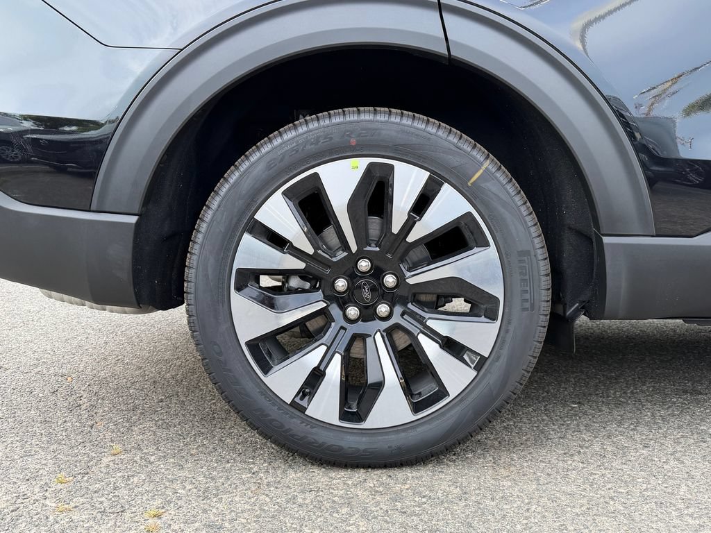 New 2026 Ford Explorer Platinum w/ LUX Leather Package AWD/4WD image 6