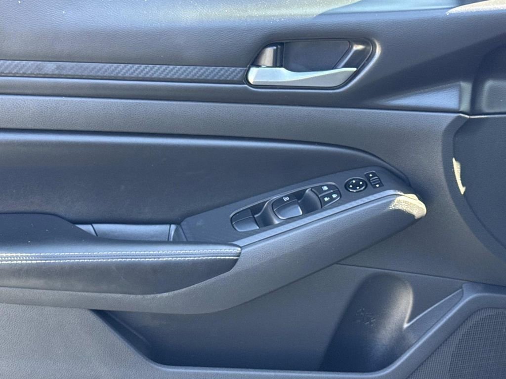 Certified 2024 Nissan Altima 2.5 SV image 17