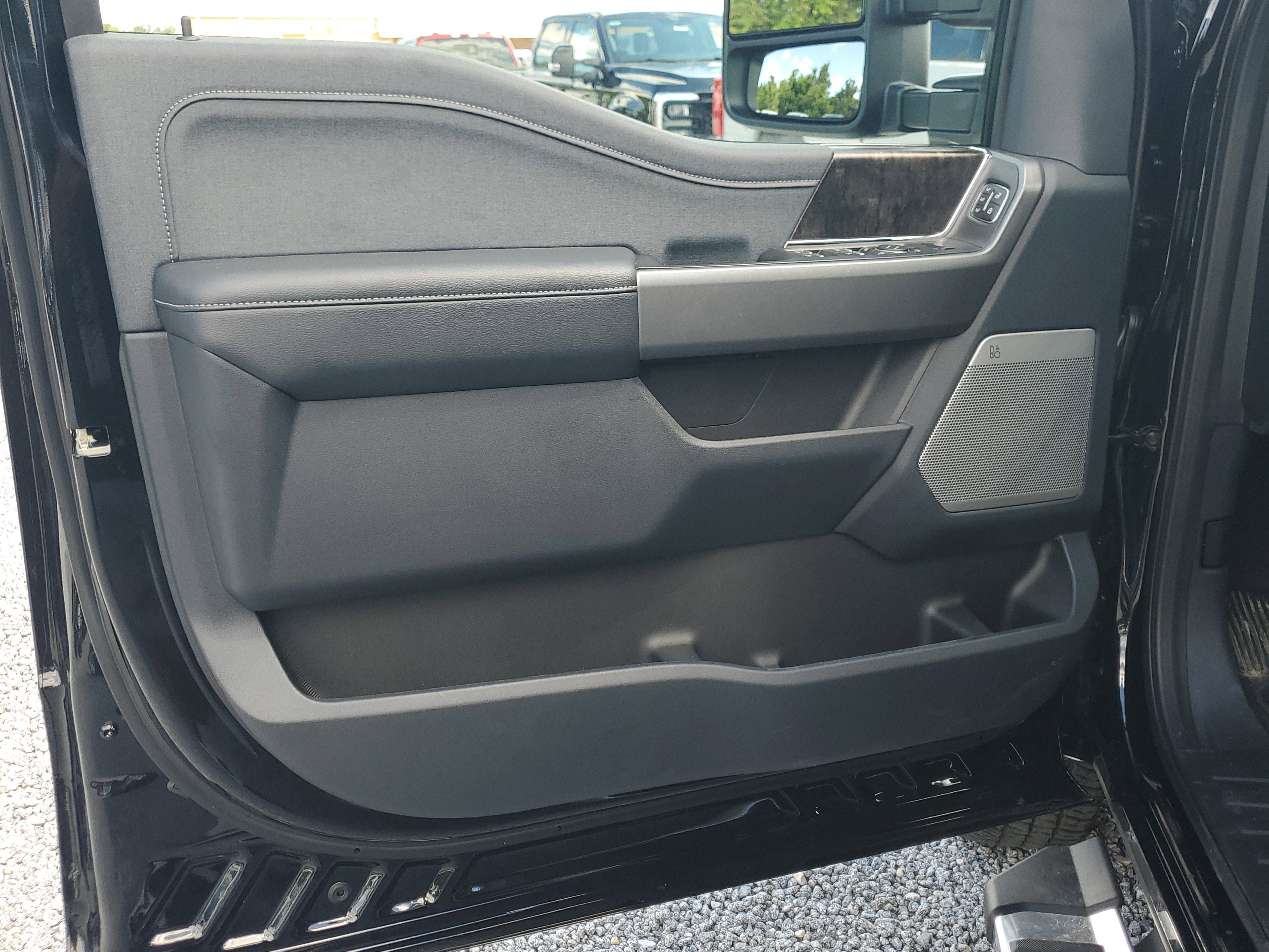 New 2026 Ford F350 Lariat w/ Lariat Premium Package image 16