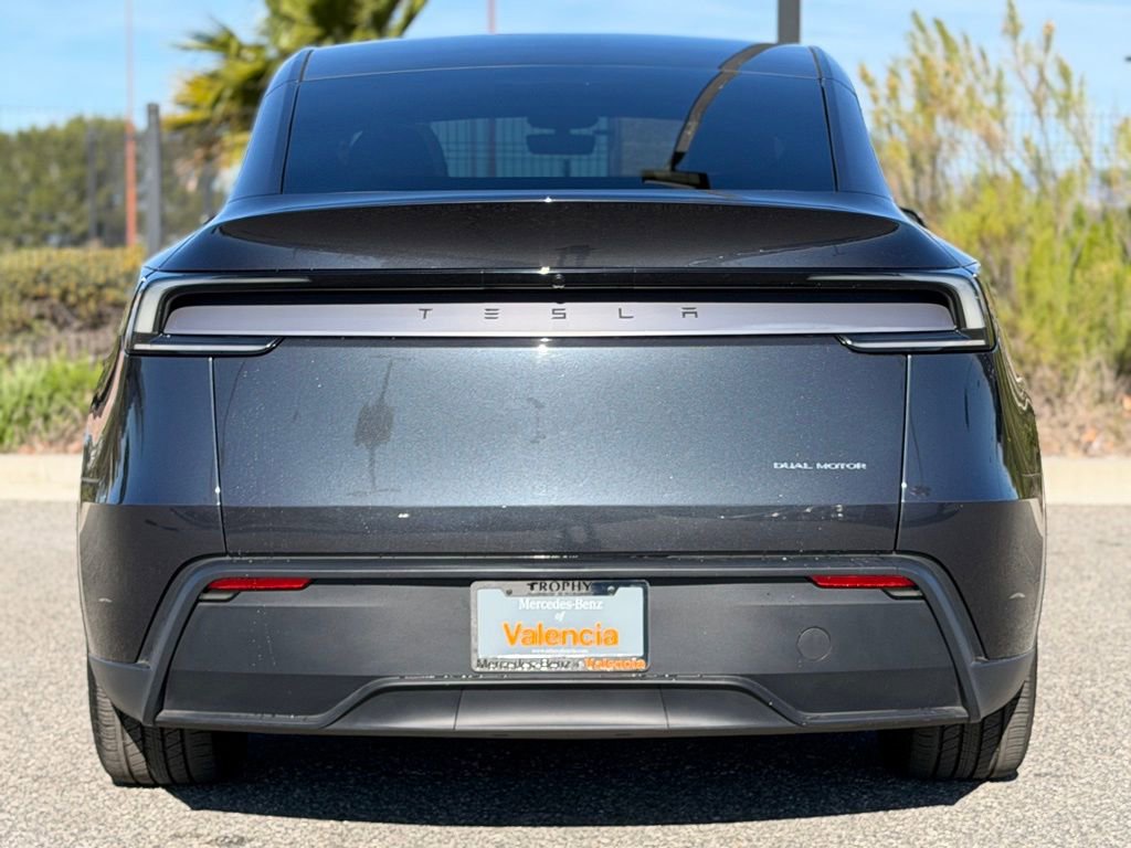 Used 2026 Tesla Model Y Long Range image 9