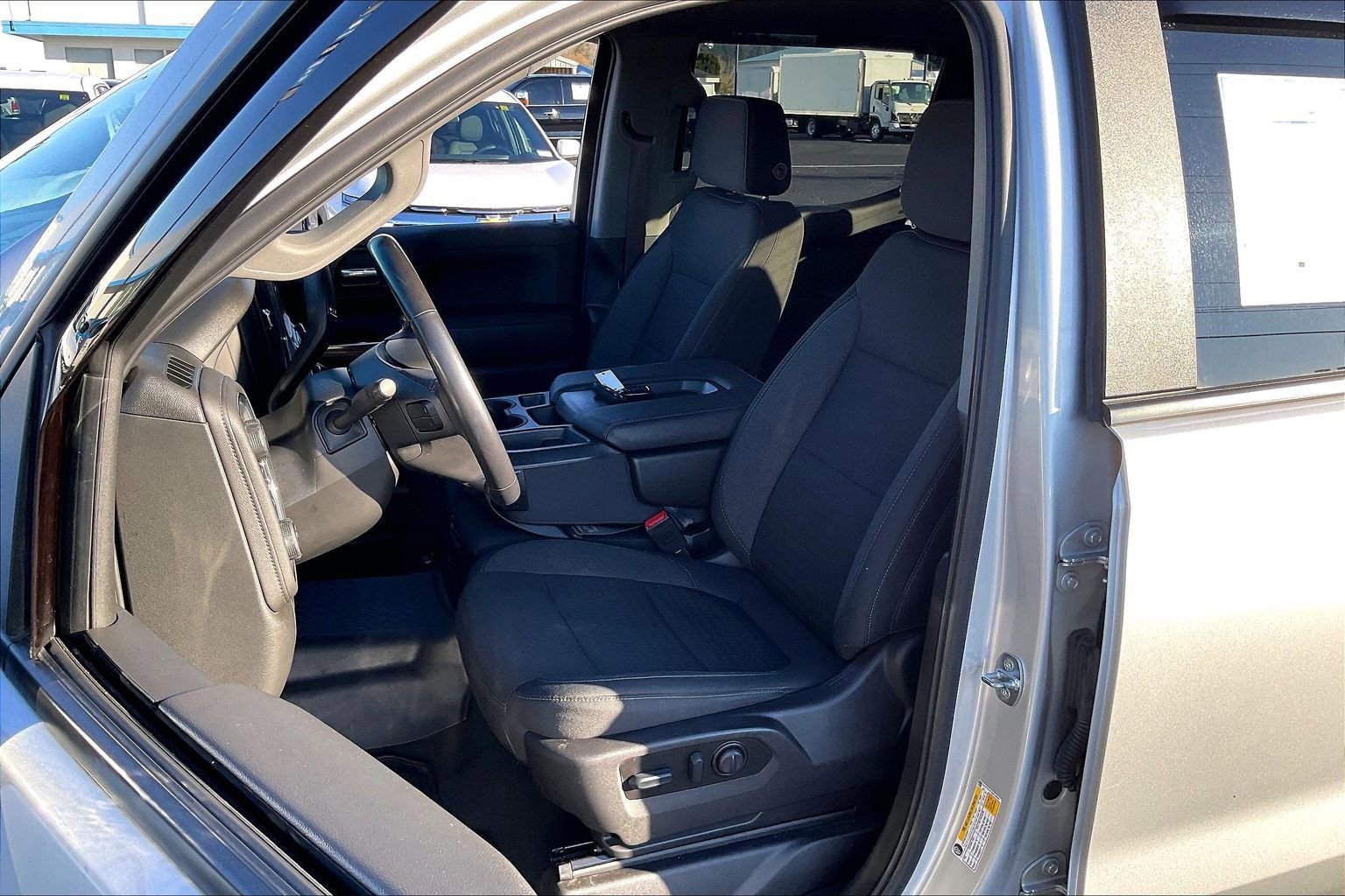 Certified 2022 Chevrolet Silverado 1500 LT w/ Safety Package image 23