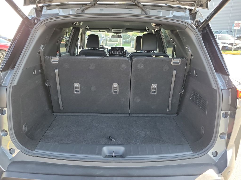 Used 2025 Nissan Pathfinder Rock Creek image 26