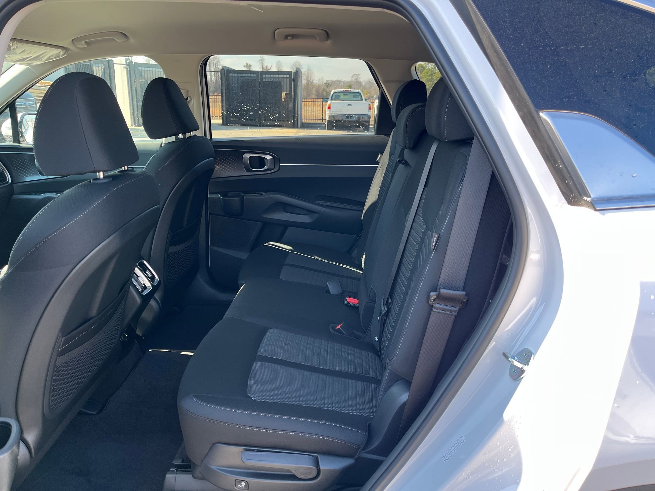 New 2026 Kia Sorento LX image 14