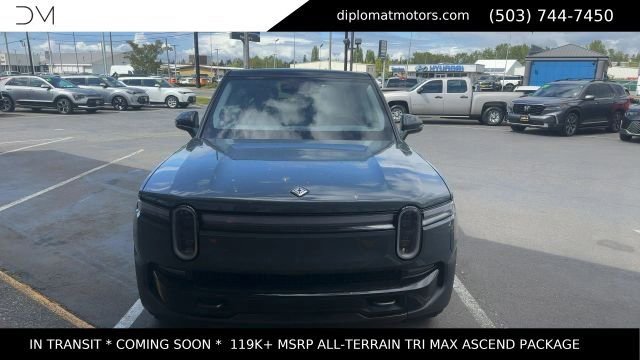 Used 2026 Rivian R1S Premium