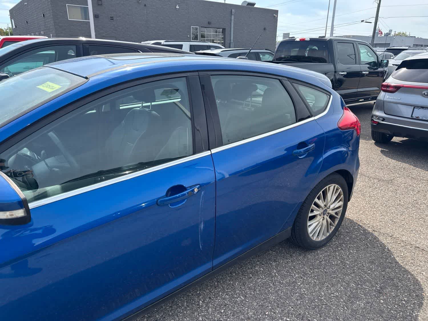 Used 2018 Ford Focus Titanium FWD image 16