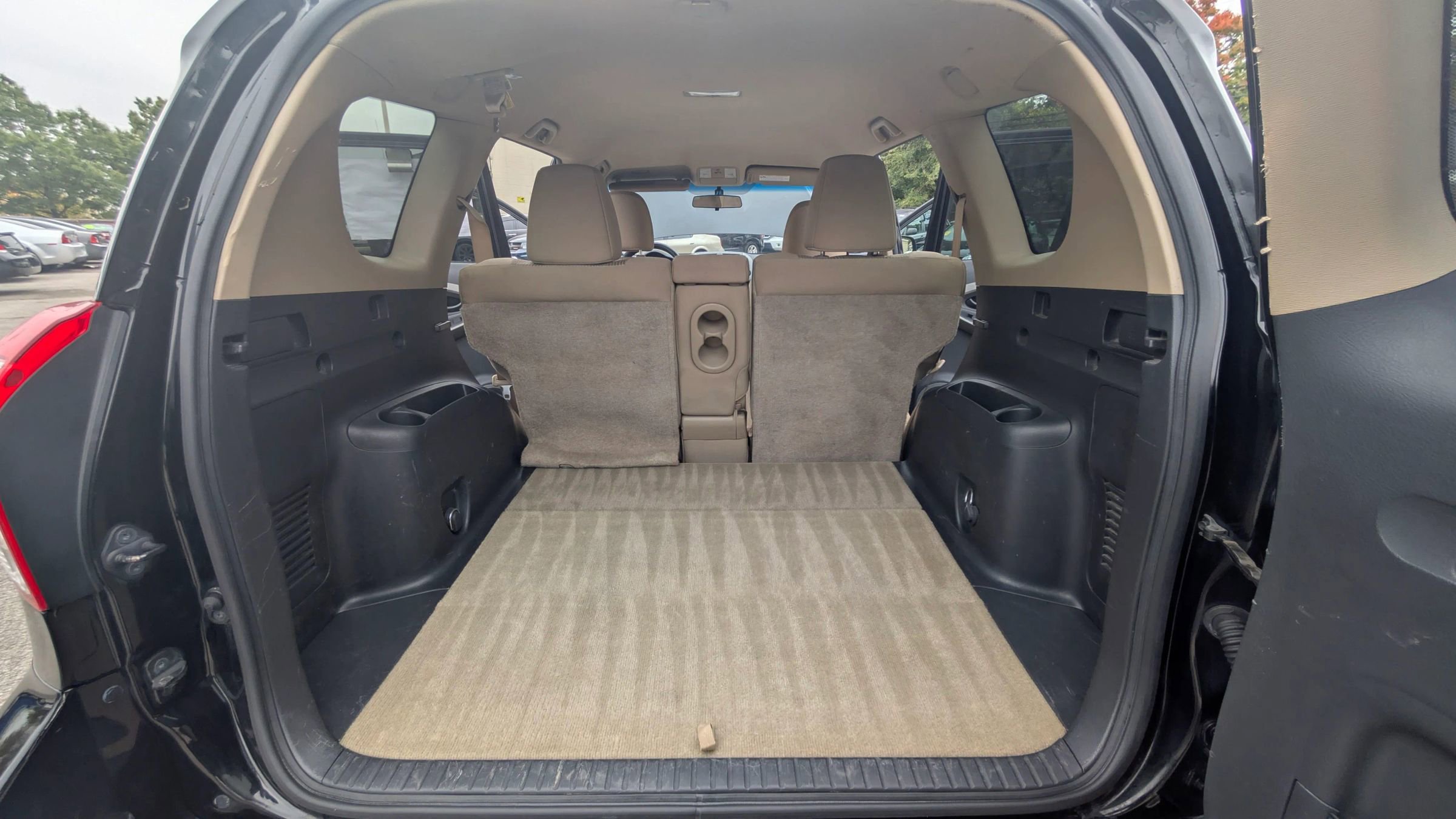 Used 2012 Toyota RAV4 FWD image 13