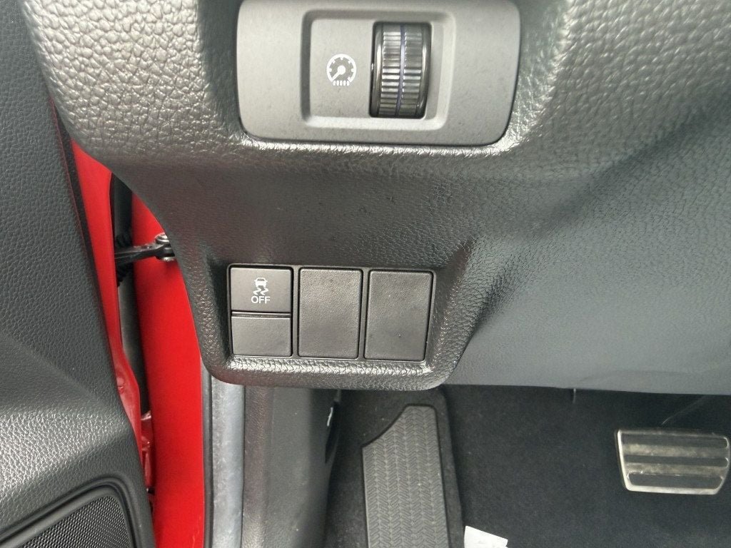 Used 2025 Honda Civic Sport image 14