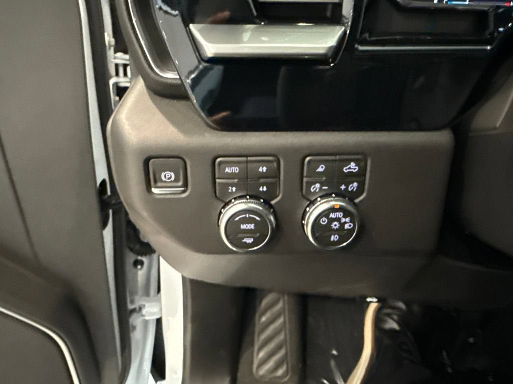 New 2026 GMC Sierra 1500 SLT w/ SLT Premium Plus Package AWD/4WD image 35
