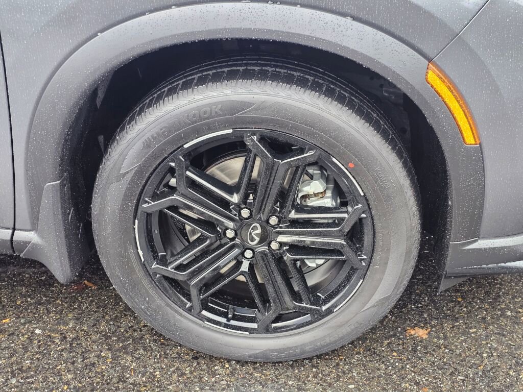 New 2026 INFINITI QX60 Sport image 9