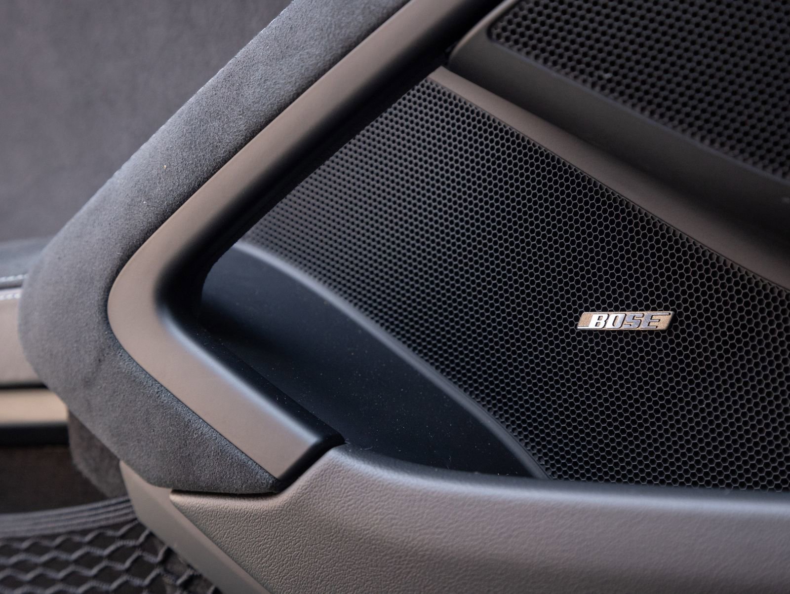 Certified 2024 Porsche 718 Cayman GT4 RS RWD image 20