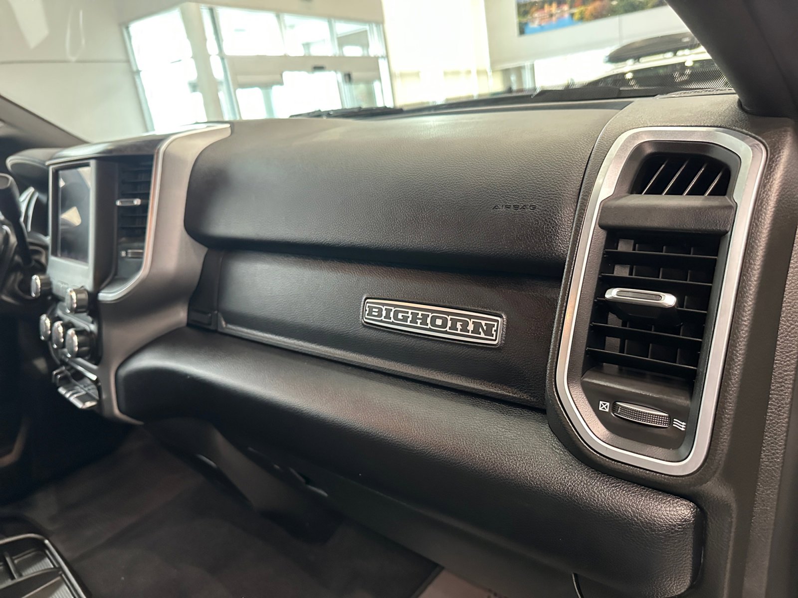 Used 2024 RAM 2500 Big Horn image 27