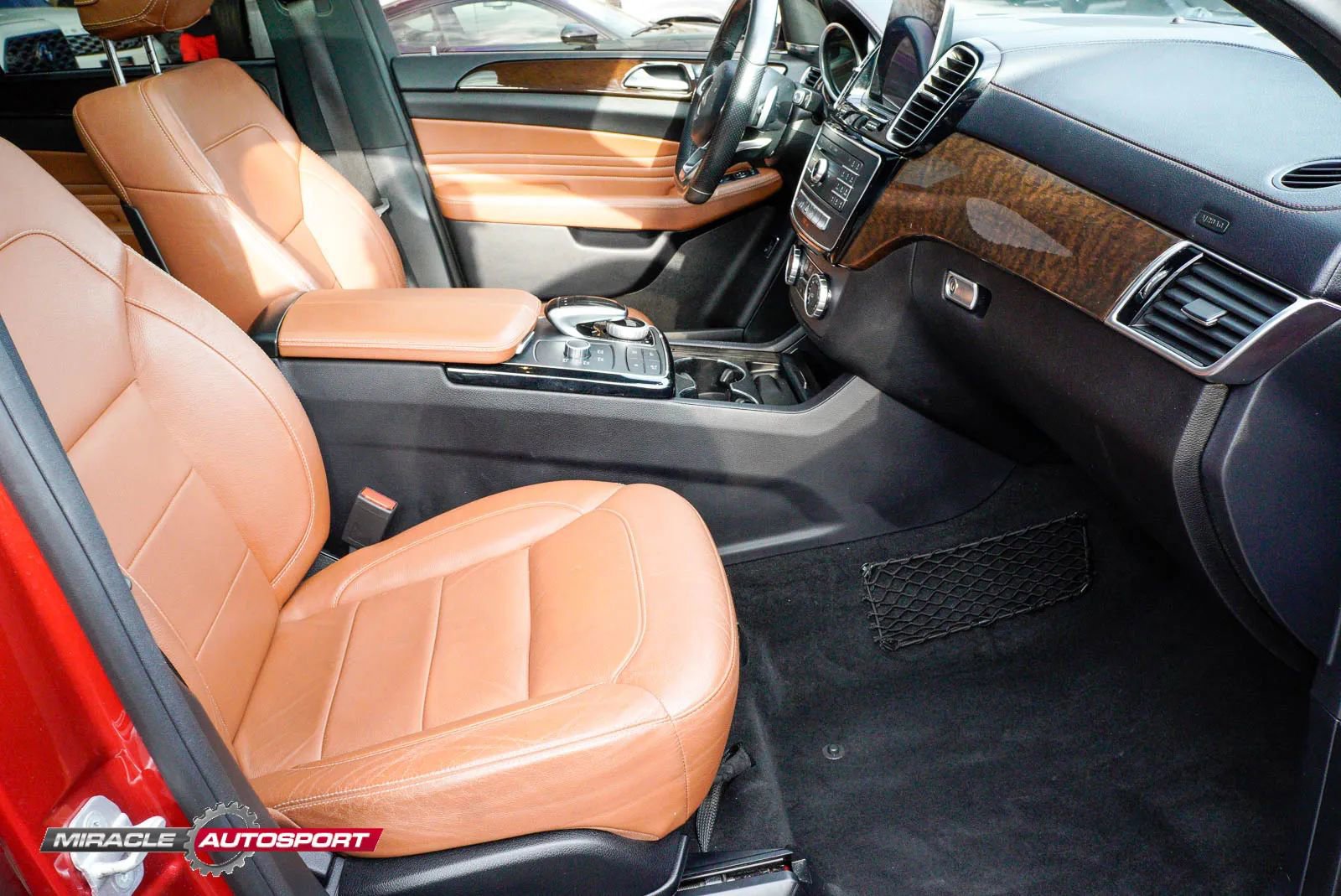 Used 2017 Mercedes-Benz GLE 43 AMG 4MATIC Coupe w/ Parking Assist Package image 31