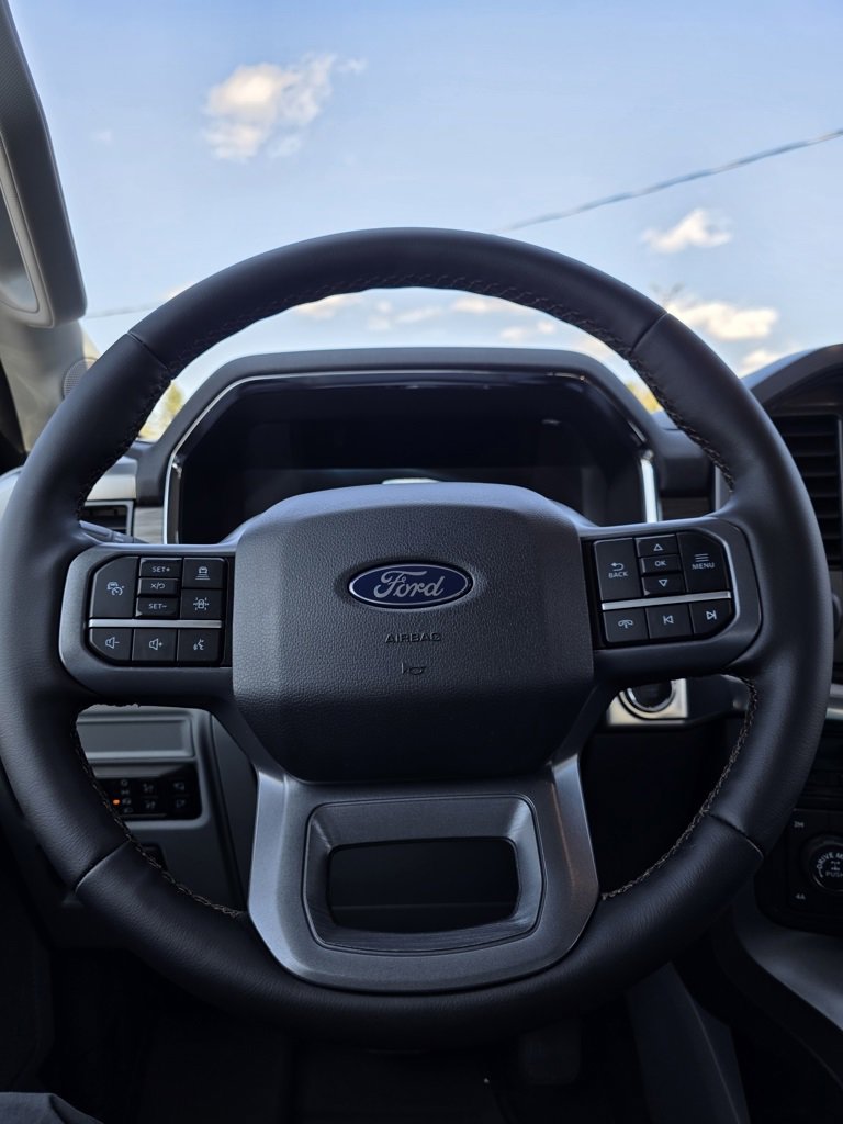 New 2025 Ford F150 Lariat w/ Equipment Group 501A Mid image 12