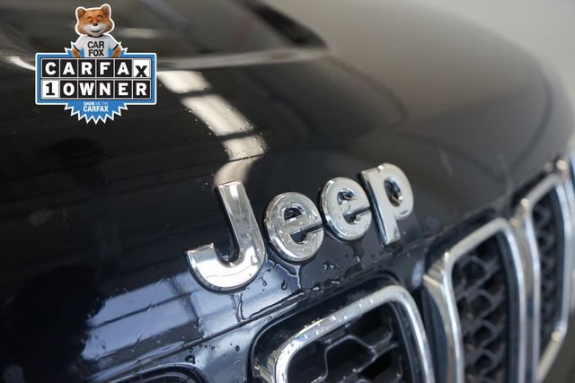 Used 2017 Jeep Grand Cherokee Limited w/ Luxury Group II image 18