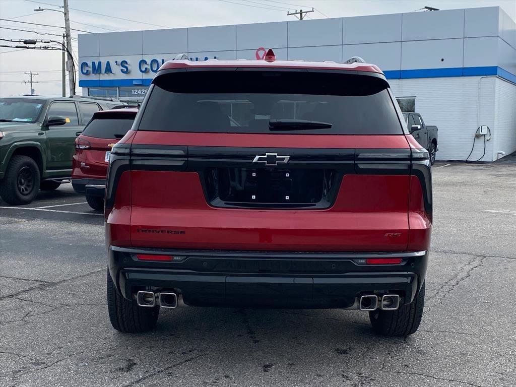 New 2026 Chevrolet Traverse RS w/ LPO, Floor Liner Package image 4