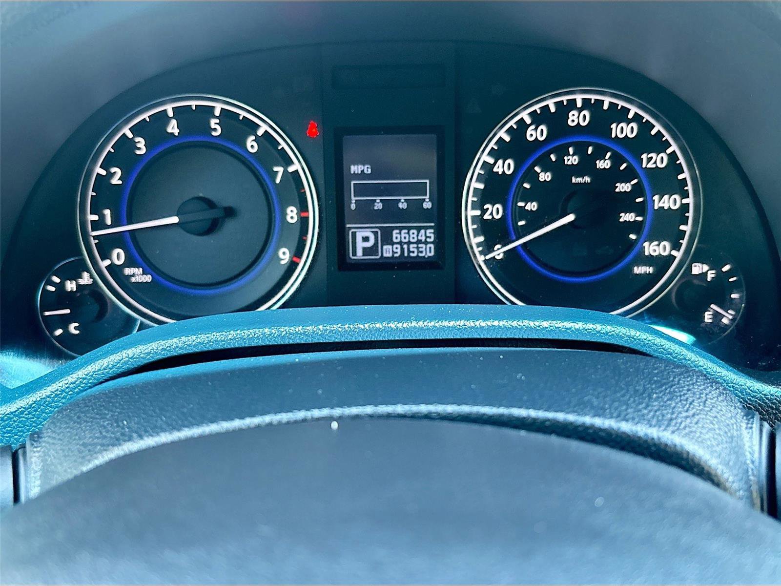 Used 2014 INFINITI Q60 Convertible w/ Premium Package RWD image 13