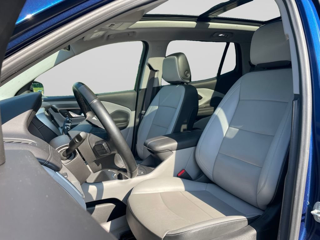 Certified 2023 GMC Terrain SLT w/ Infotainment Package II AWD/4WD image 20