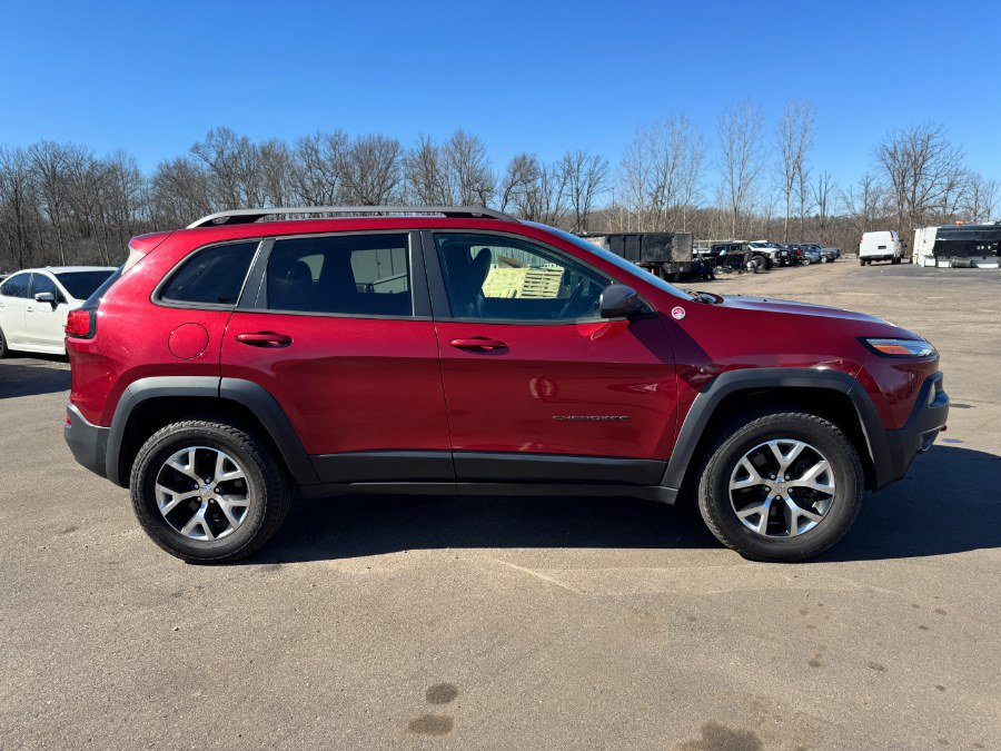 Used 2014 Jeep Cherokee Trailhawk w/ Leather Interior Group AWD/4WD image 6