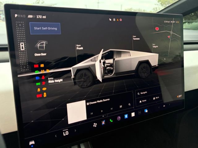 Used 2024 Tesla Cybertruck AWD Crew Cab image 8