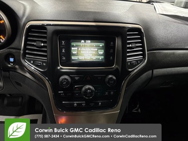 Used 2016 Jeep Grand Cherokee Laredo w/ Quick Order Package 23E AWD/4WD image 23