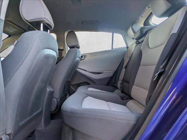 Used 2020 Hyundai Ioniq SE image 17