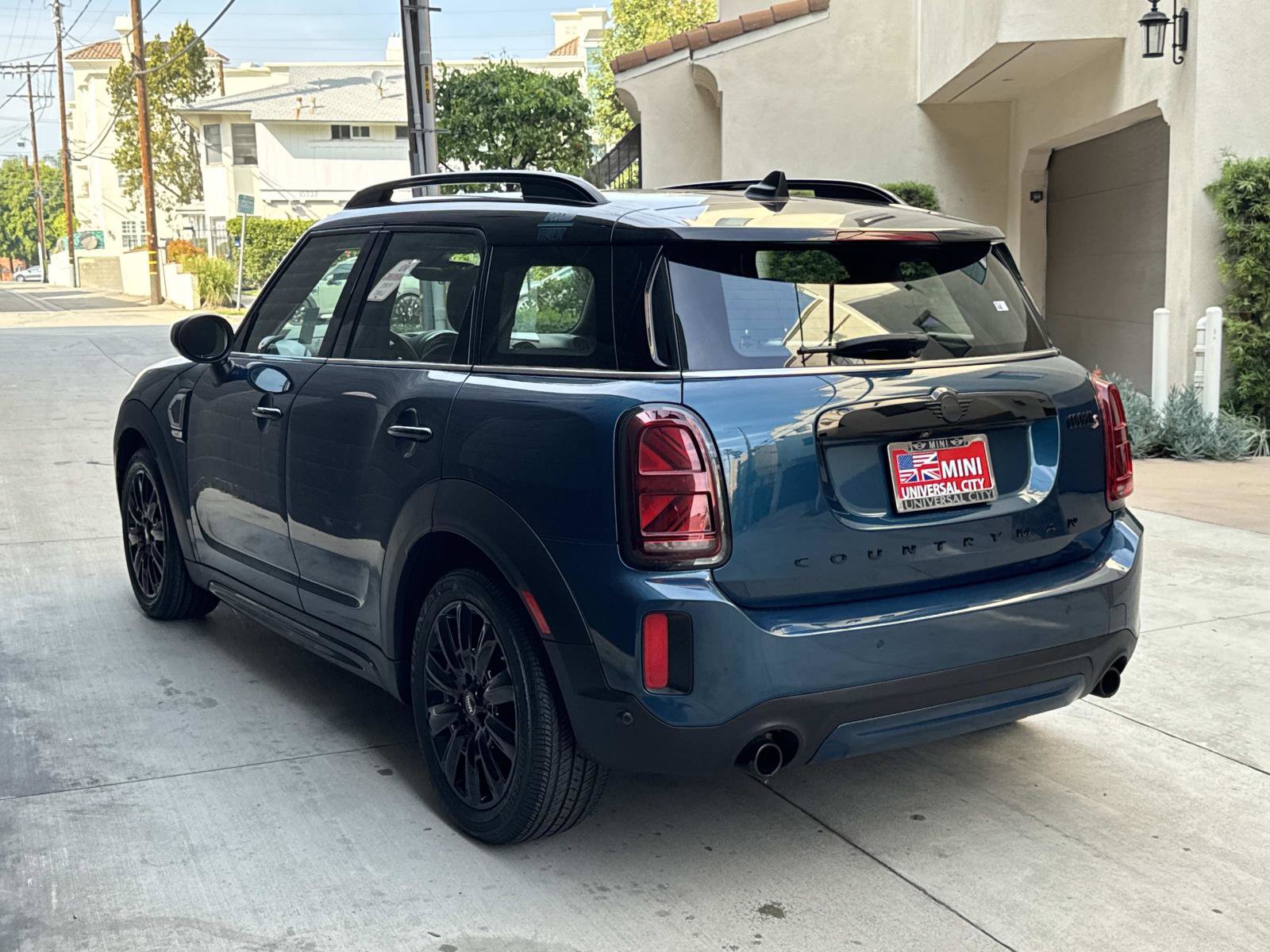 Used 2022 MINI Cooper Countryman S w/ Boardwalk Edition image 3