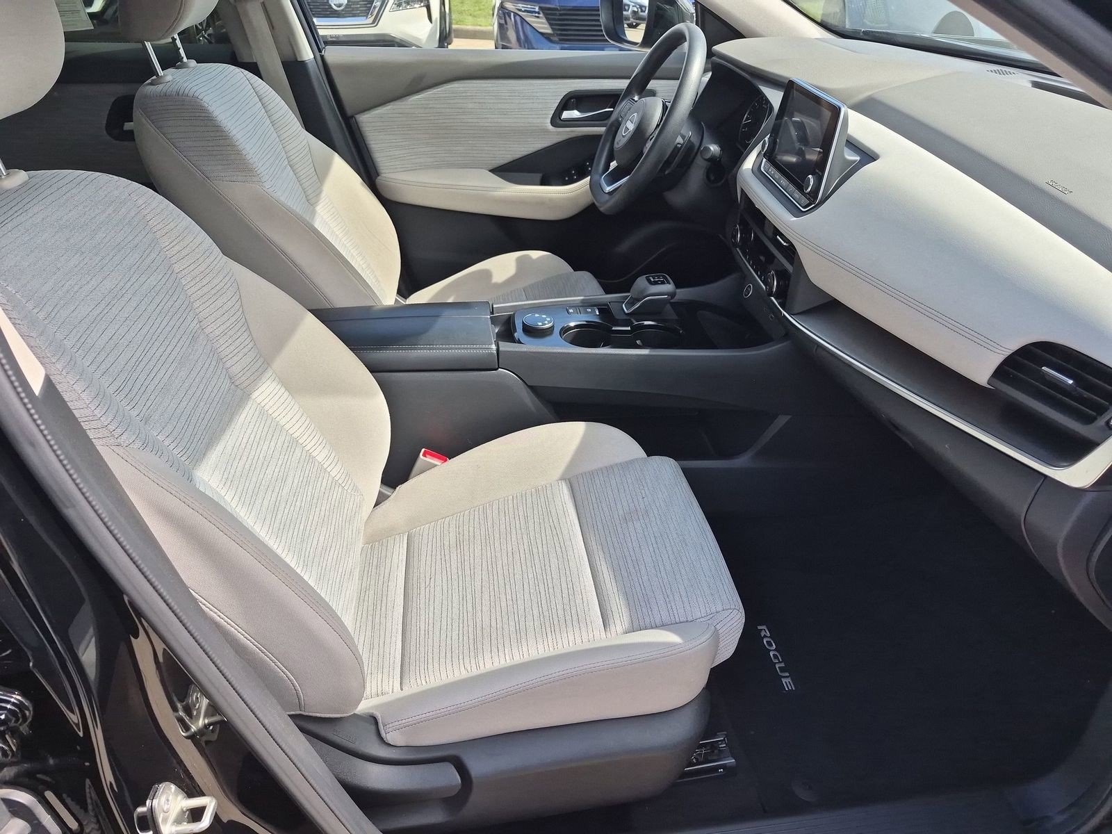 Certified 2023 Nissan Rogue SV AWD/4WD image 36
