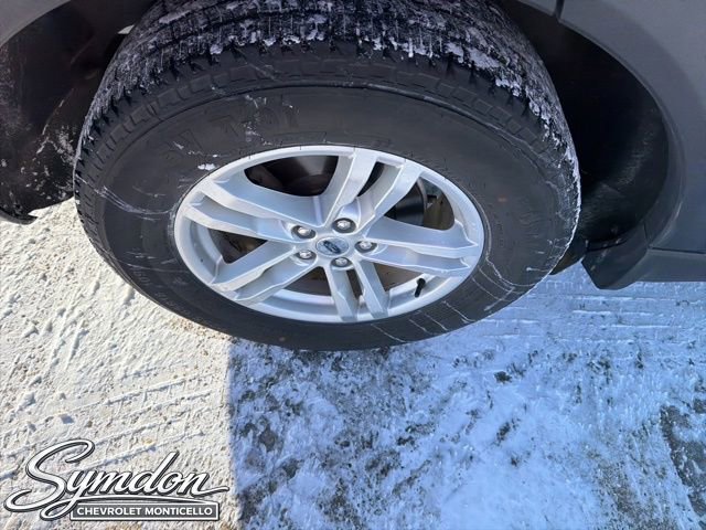 Used 2022 Ford Explorer XLT w/ Equipment Group 202A image 26