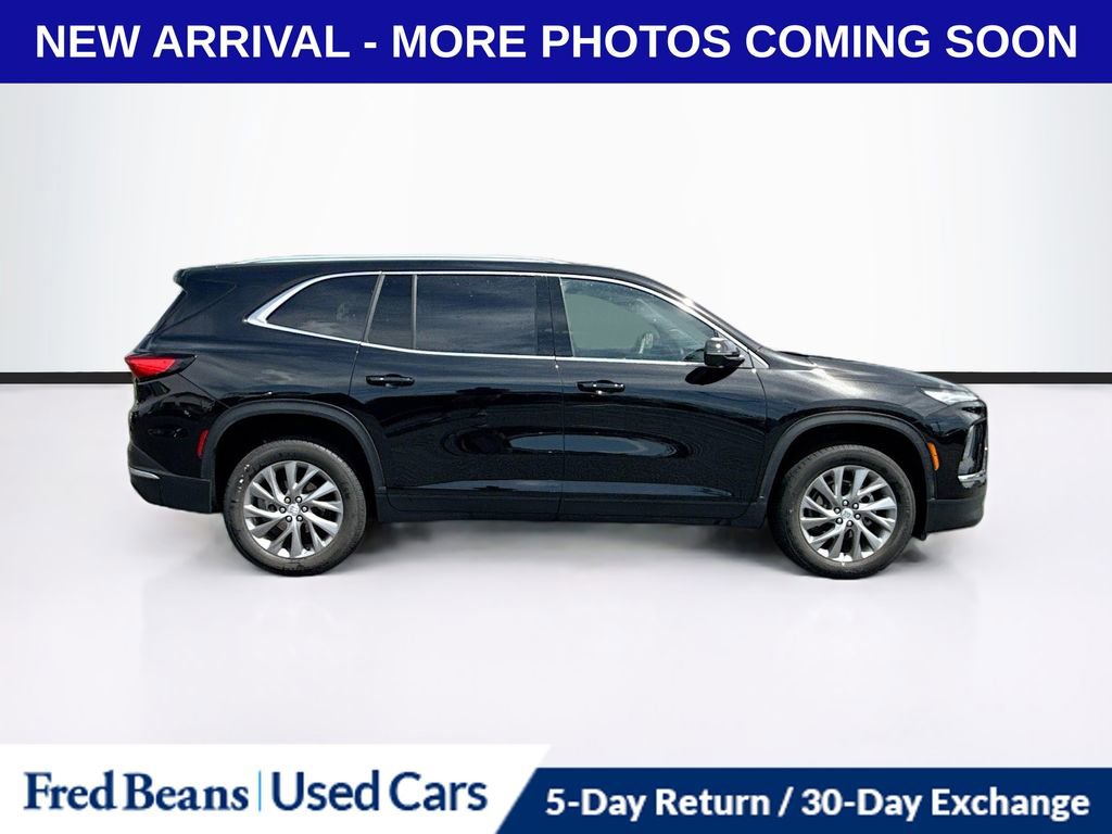 Used 2026 Buick Enclave Preferred image 8