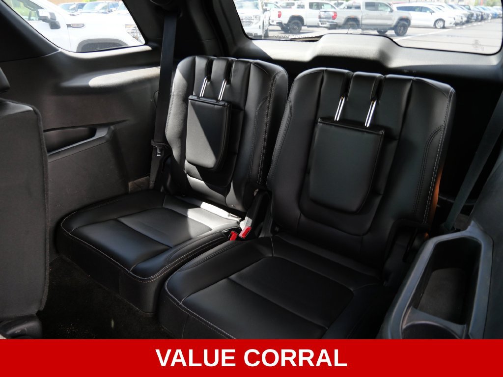 Used 2017 Ford Explorer Limited w/ Equipment Group 301A AWD/4WD image 17