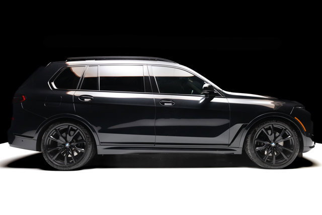 Used 2024 BMW X7 M60i w/ Executive Package image 31