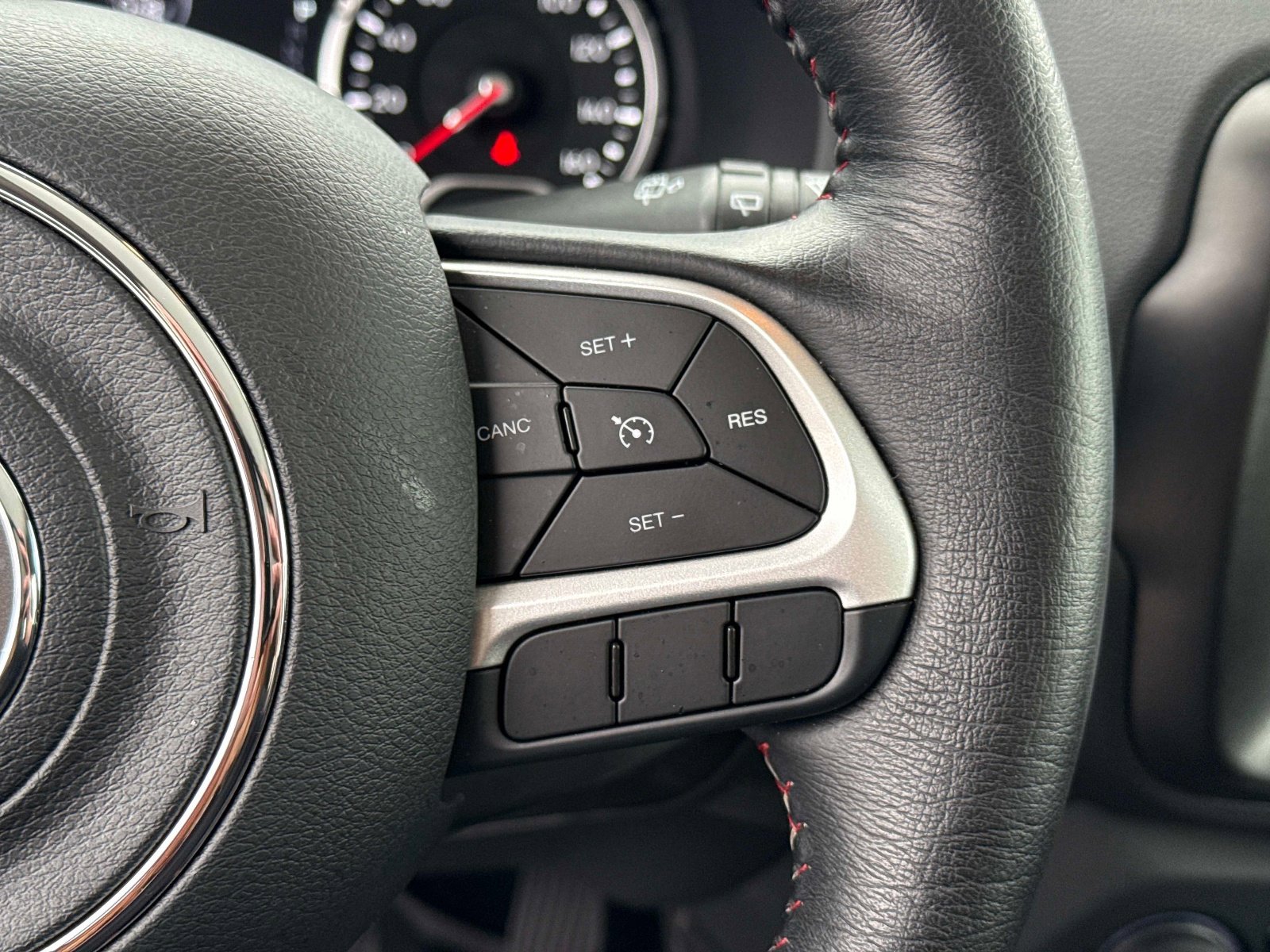 Certified 2023 Jeep Renegade Trailhawk w/ Sun/Sound Group image 28