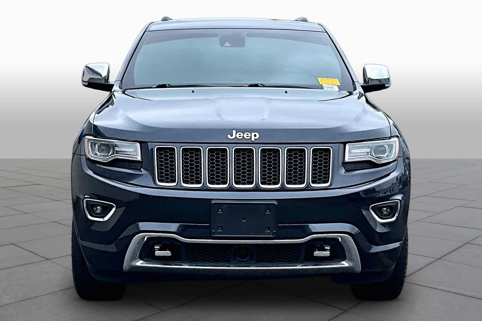 Used 2014 Jeep Grand Cherokee Overland w/ Advanced Technology Group AWD/4WD image 3