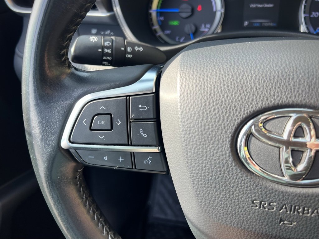 Used 2021 Toyota Highlander LE image 54