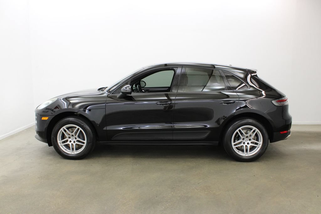 Used 2020 Porsche Macan AWD/4WD image 2