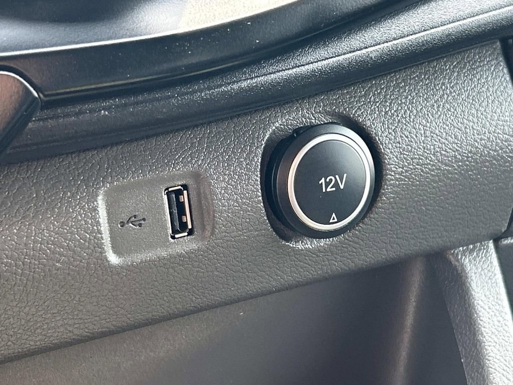 Used 2023 Ford Transit 250 148 High Roof w/ Load Area Protection Package RWD image 32