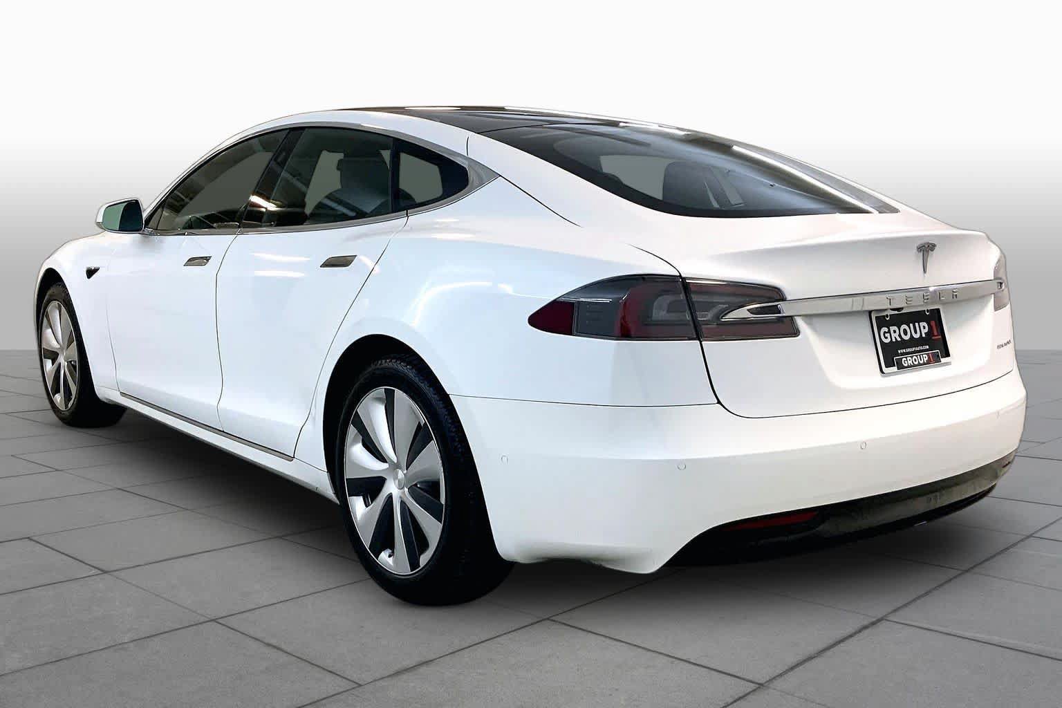 Used 2020 Tesla Model S Long Range Plus AWD/4WD image 11