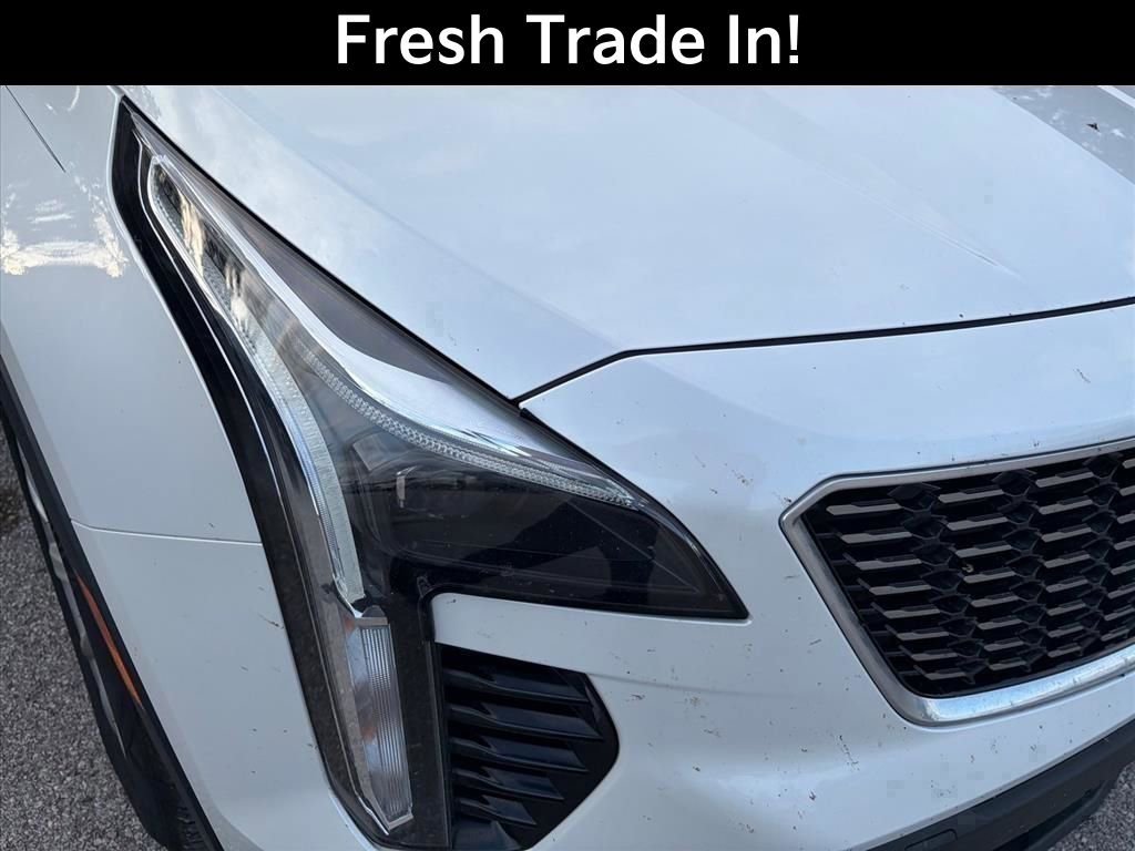 Used 2023 Cadillac XT4 Luxury w/ Cold Weather Package FWD image 5