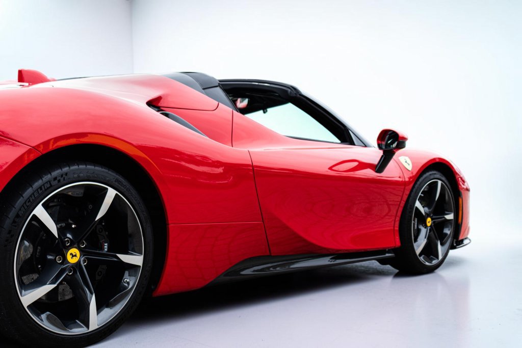 Certified 2022 Ferrari SF90 Spider AWD/4WD image 21