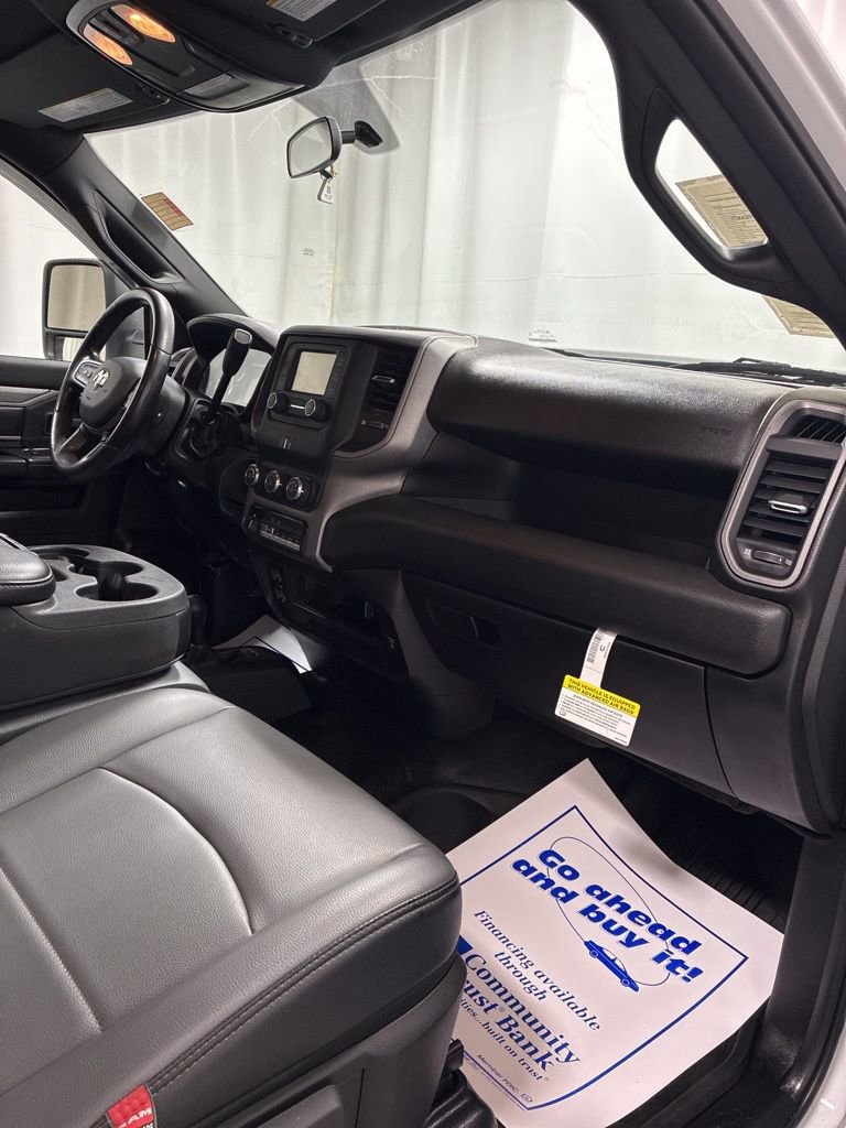 Used 2024 RAM 5500 Tradesman AWD/4WD image 27