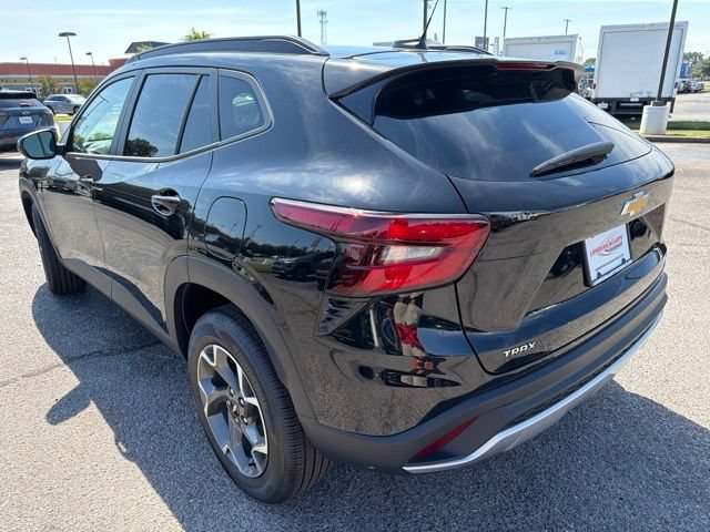 New 2026 Chevrolet Trax LT FWD image 5